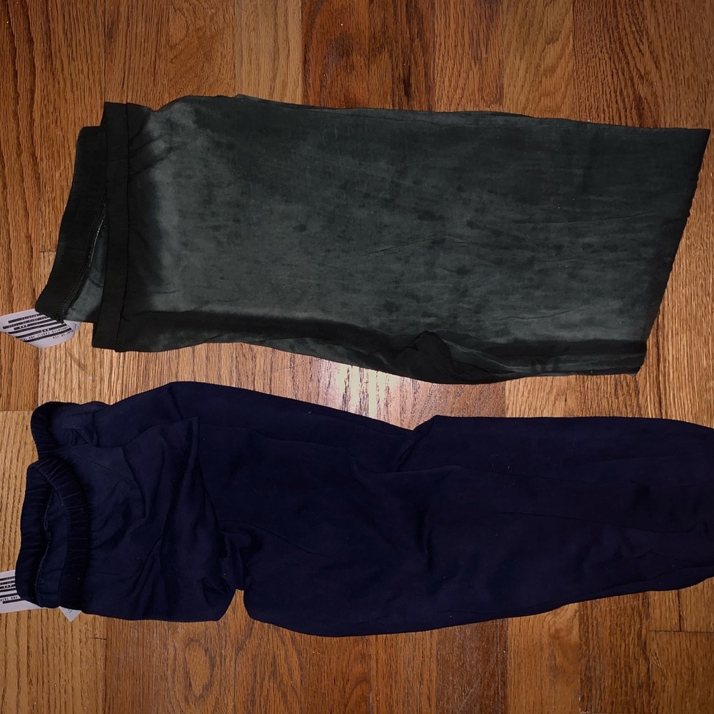 Leggings (oversized at the foot)